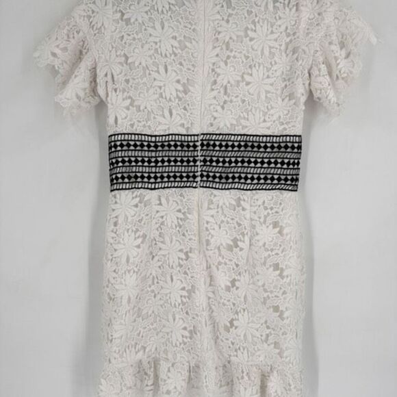 Bardot Reese White Floral Crochet Lace Dress Size 10 Party Dress‎ Up Black White - Picture 9 of 15